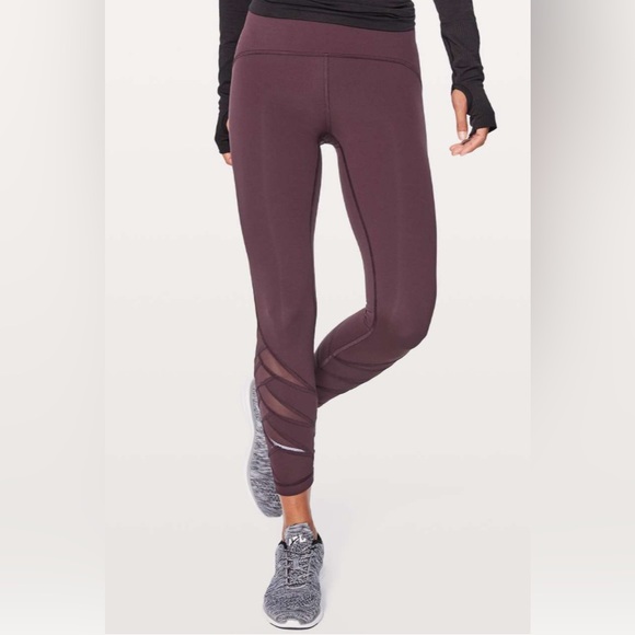 lululemon athletica Pants - Lululemon Motionful 7/8 Tight Black Cherry Women’s Leggings Size 6
